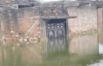 देश में बारिश का दोहरा कहर! 6 राज्यों में अलर्ट, चित्रकूट में फंसे लोगों को हेलिकॉप्टर से बचाया
