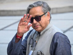 कांग्रेस के प्रदर्शन पर शशि थरूर का तंज, बोले- ‘कॉकरोच जितना भी असरदार नहीं रहा’