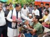 सामाजिक सुरक्षा से आत्मनिर्भरता की राह पर