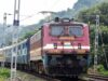 Train Delay Reasons: मौसम ही नहीं, इन बड़े कारणों से घंटों लेट हो जाती हैं ट्रेनें