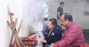 गौमाता और कृषि औजारों की पूजा-अर्चना कर अच्छी फसल व खुशहाली का कामना की