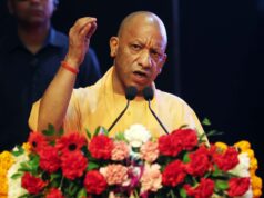 लोक भवन में लिपिक संवर्ग सीधी भर्ती-2023 के 912 चयनित अभ्यर्थियों को मुख्यमंत्री योगी ने सौंपे नियुक्ति पत्र
