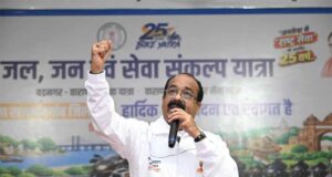 आधार कॉर्ड, निवास प्रमाण पत्र, जन्म प्रमाण पत्र या जन्मतिथि के उल्लेख वाली प्रमाणित अंकसूची उपलब्ध कराना अनिवार्य