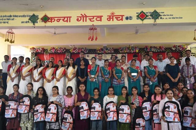 Devgan_02-1-1.jpg