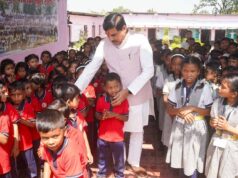 CM मोहन यादव का अनोखा अंदाज, बीच रास्ते रुककर बच्चों से मिले मुख्यमंत्री और जाना हालचाल