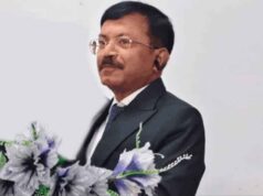 ‘शुक्र मनाएं भारत में हैं, सऊदी अरब में नहीं’, मनोज श्रीवास्तव की पोस्ट पर छिड़ी चर्चा