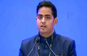 Jio Satellite Internet: स्टारलिंक को टक्कर देने की तैयारी, Jio की लॉन्चिंग पर आकाश अंबानी ने क्या कहा?