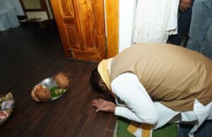 मुख्यमंत्री साय भण्डारपुरी धाम में आयोजित गुरु दर्शन एवं संत समागम मेले में हुए शामिल