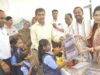 राज्यमंत्री गौर ने बच्चों को बांटे स्कूली बैग, बोले- शिक्षा से ही होगी तरक्की की राह प्रशस्त
