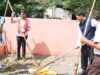 बलौदाबाजार में राजस्व मंत्री टंक राम वर्मा ने हाथों में उठाई झाड़ू