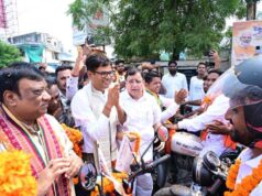 वित्त मंत्री एवं जांजगीर जिले के प्रभारी मंत्री ओ.पी. चौधरी बाइक रैली में हुए शामिल, युवाओं का बढ़ाया उत्साह