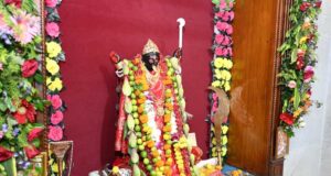 मुख्यमंत्री साय ने रायपुर के कालीबाड़ी मंदिर एवं दुर्गा पूजा पंडाल में टेका माथा, प्रदेशवासियों की खुशहाली के लिए मांगा आशीर्वाद