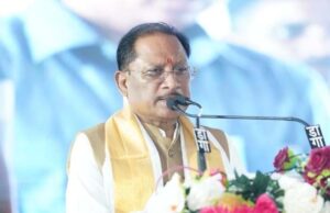 मुख्यमंत्री साय भण्डारपुरी धाम में आयोजित गुरु दर्शन एवं संत समागम मेले में हुए शामिल