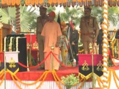 शहीदों के परिवारों को हर संभव मदद का भरोसा, सीएम योगी ने परिजनों को किया सम्मानित